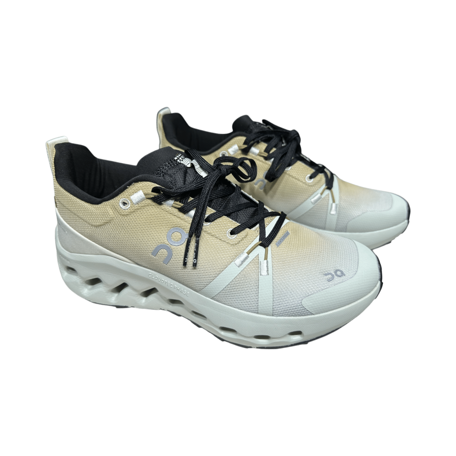 On Cloudsurfer Walking Shoes - Cartomy